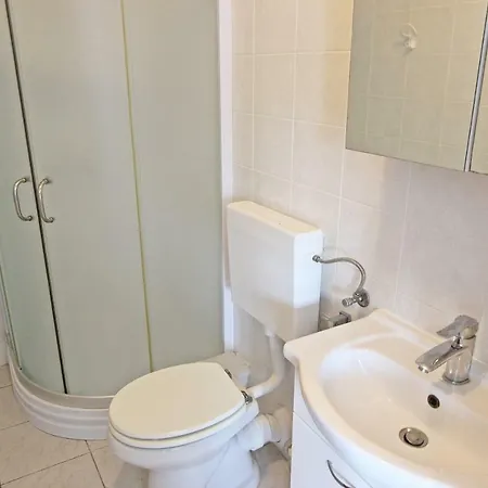 Apartment Josip
