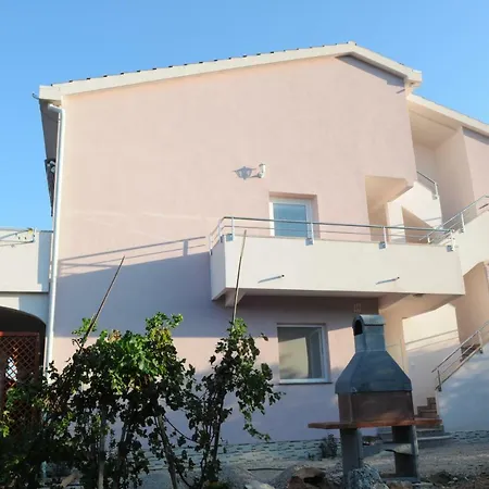 Apartment Josip