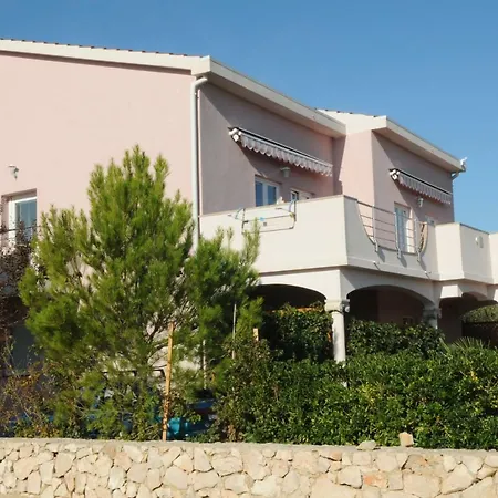 Apartment Josip *