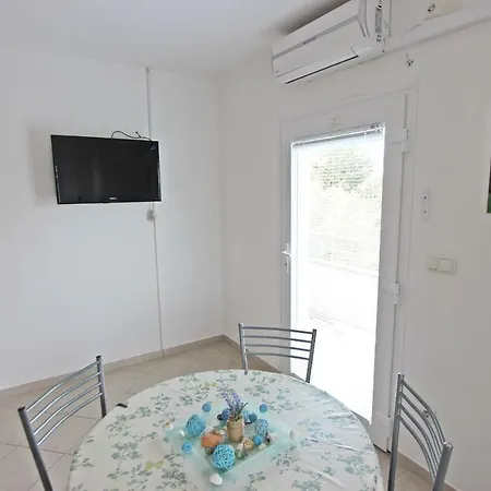 Apartment Josip *
