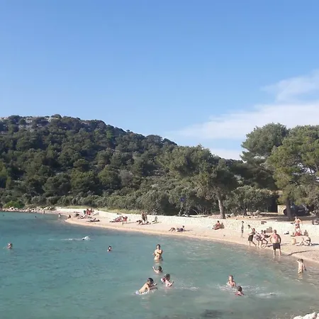 Josip Apartamento Murter