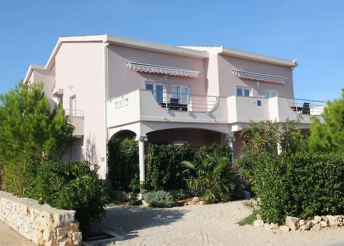 Josip Apartment Murter